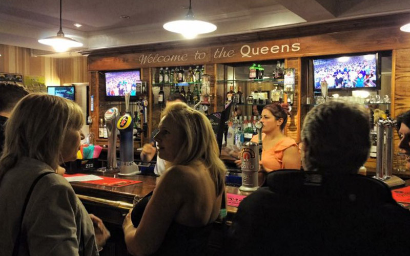 Queens Arms Pub